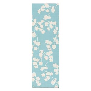 Gilda Hand-Woven Sky Blue Area Rug