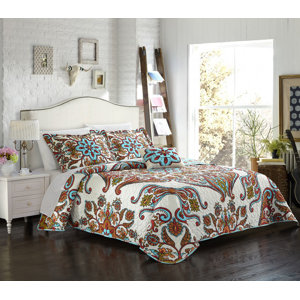 Charlesville 8 Piece Reversible Quilt Set