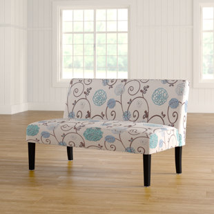 Nhat Floral Loveseat