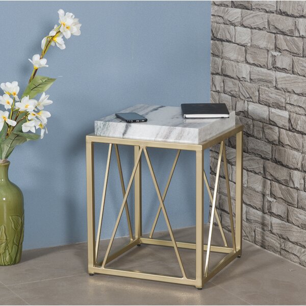 Dinah End Table By Everly Quinn