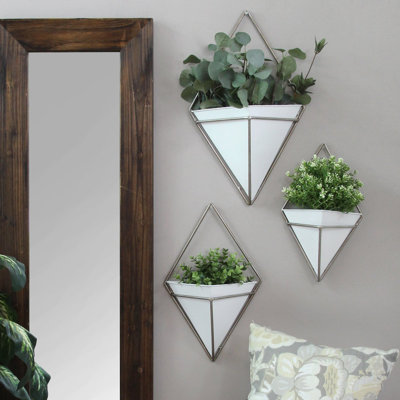 Wall Planters &amp; Vertical Gardens On Sale - From $19 Sale 