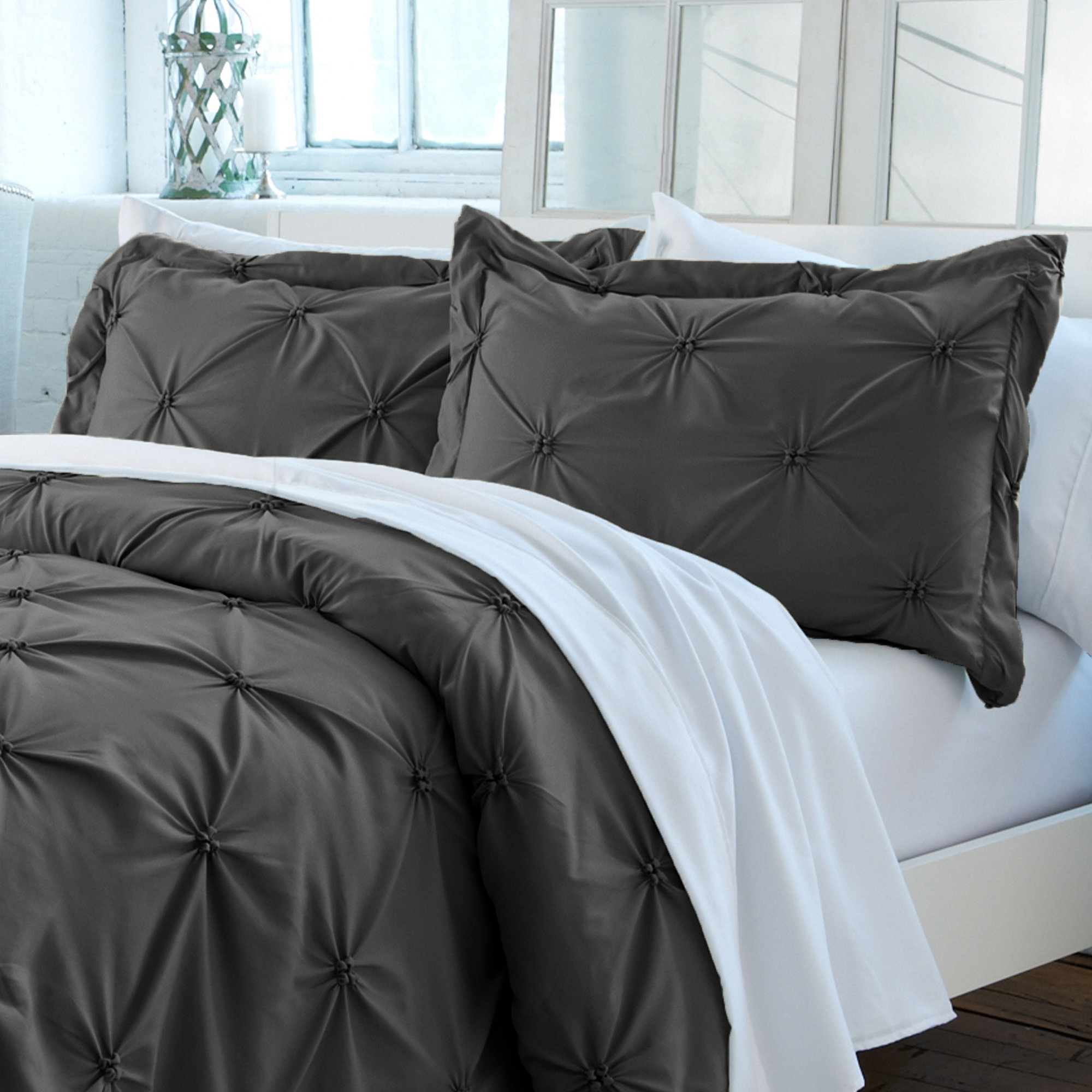 Nordic North 3 Piece Cotton Turkish Flannel Twin Size Sheet Set Luxe Moose White on a Navy Blue Background