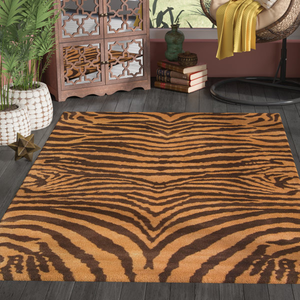 Dorthy Brown/Gold Area Rug by Bloomsbury Market