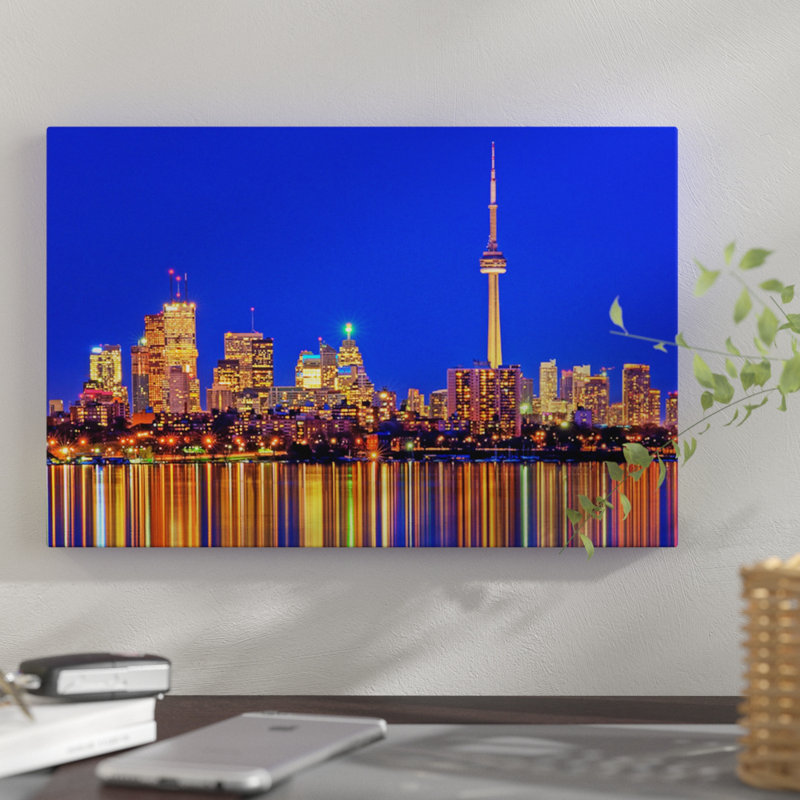 East Urban Home Downtown Skyline Toronto Ontario Canada