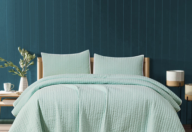 Bedding Sets for Less