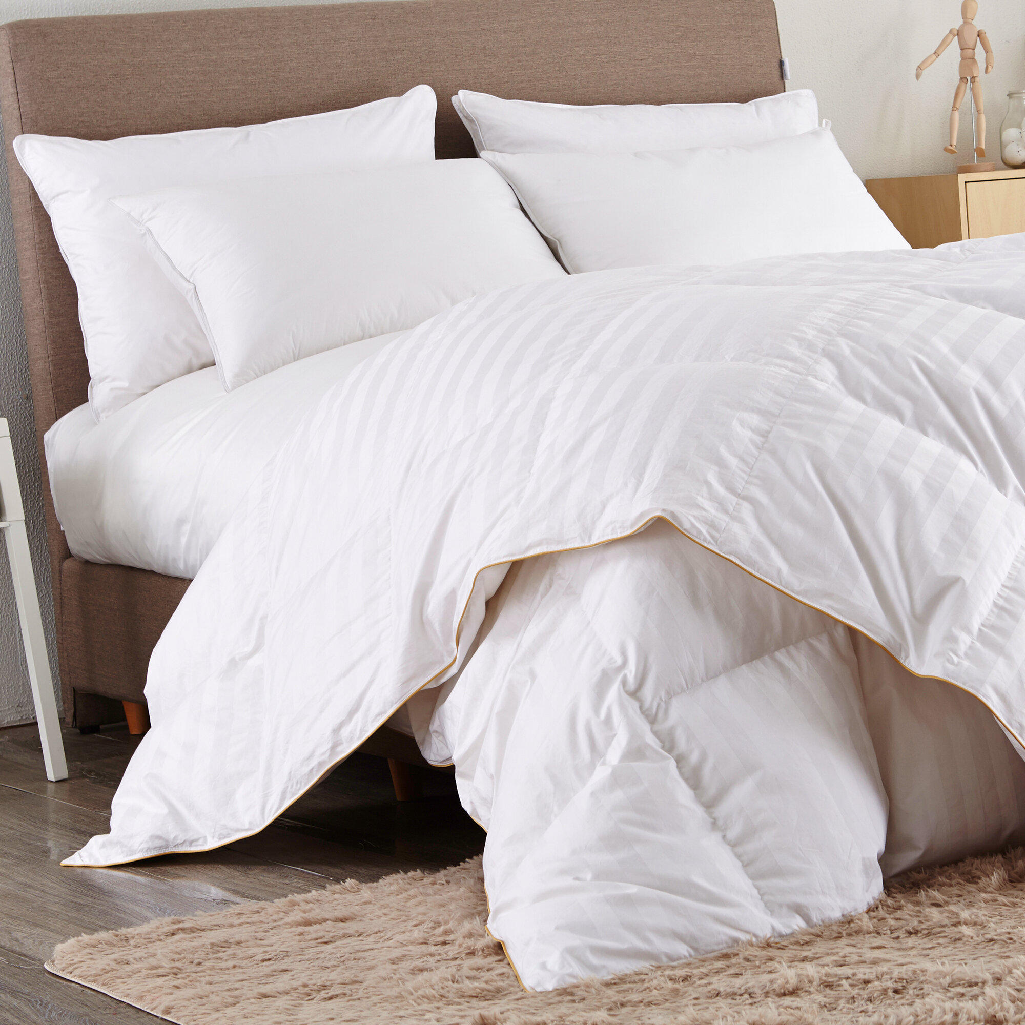 Bedding 101 How To Pick The Best Down Comforter Wayfair