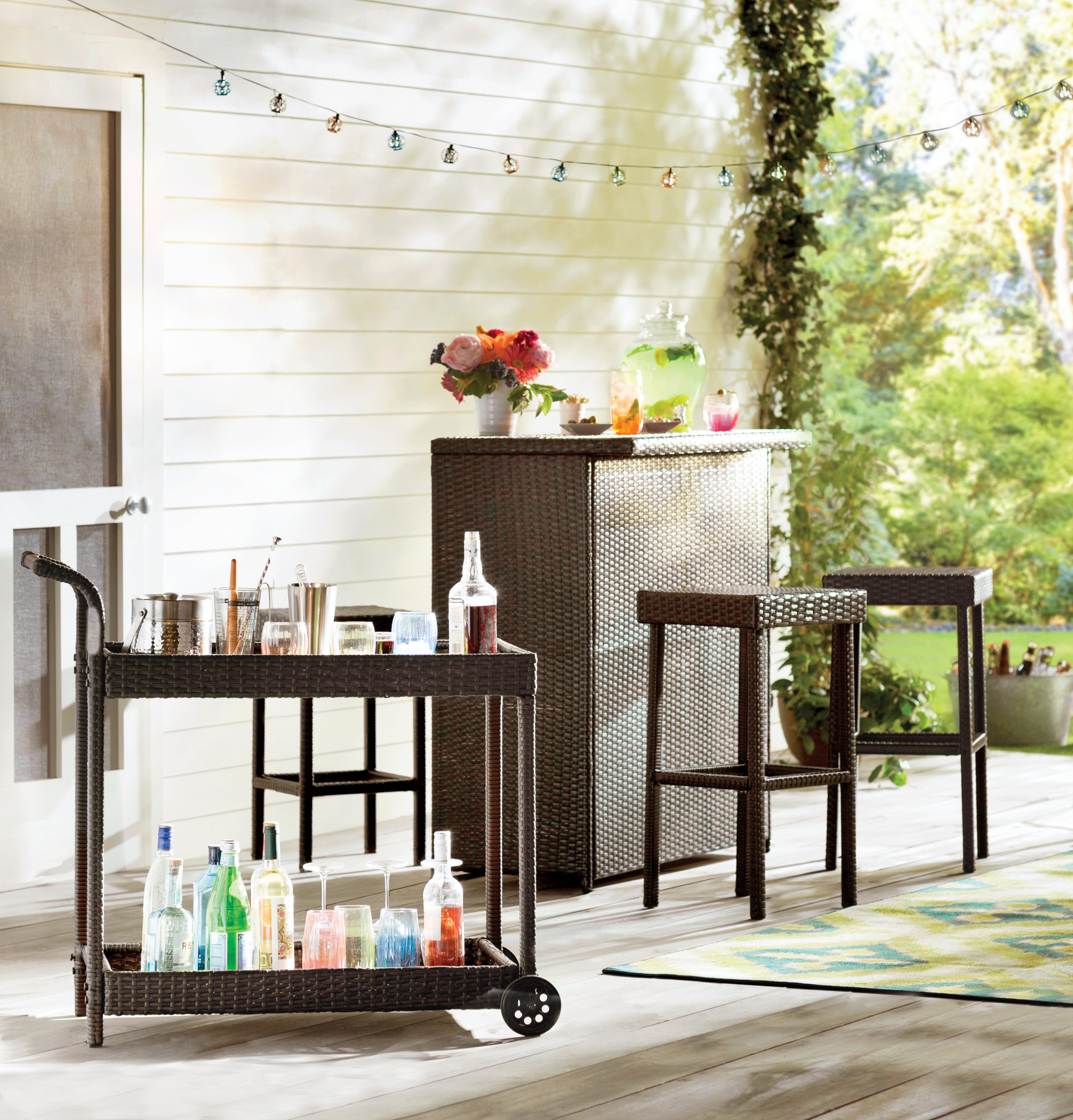 wicker outdoor bar set