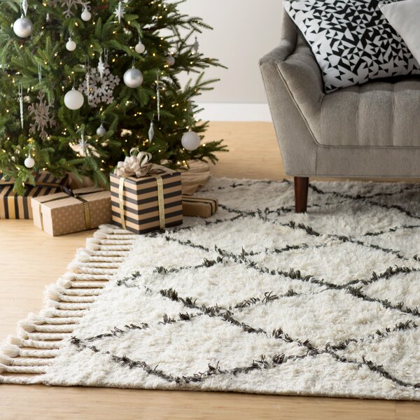 Langley Street Twinar Hand-Knotted Wool Off White/Dark ...