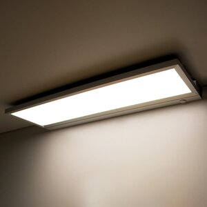 LINEu2122 LED Under Cabinet Bar Light