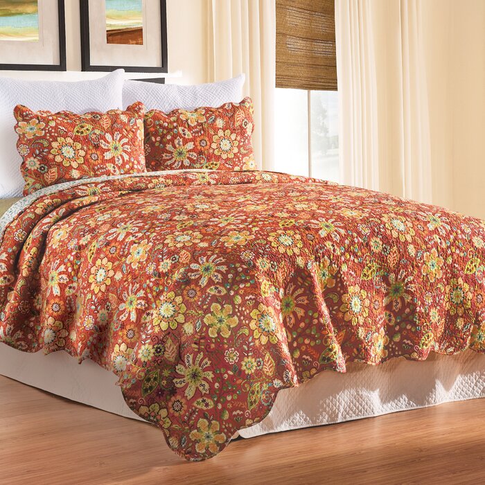 August Grove Featherste Reversible Quilt Set & Reviews | Wayfair