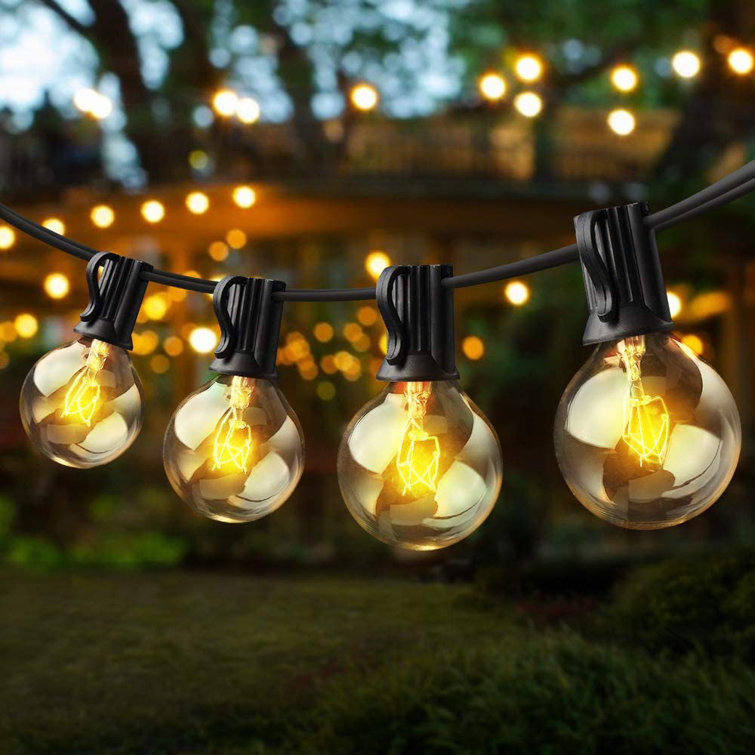 Connectable garden lights