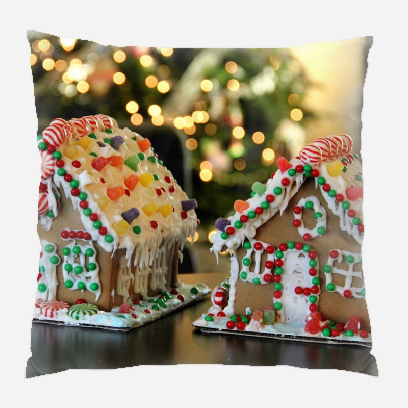 The Holiday Aisle Prudhomme Gingerbread House Indoor Outdoor