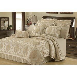 Lawerence 4 Piece Reversible Comforter Set