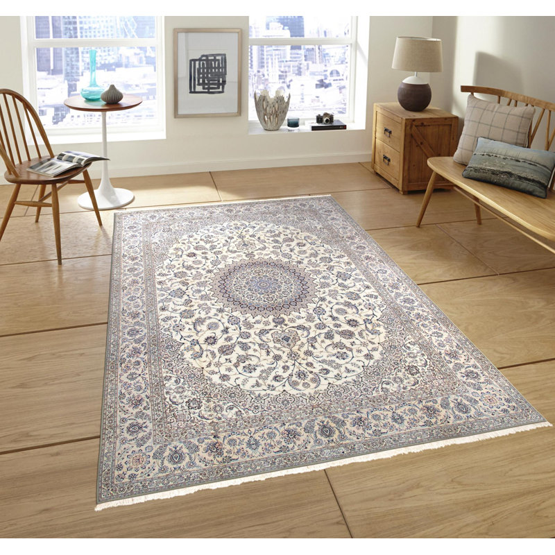 Pasargad One Of A Kind Nain Hand Knotted Traditional Style Light Hand Knotted Traditional Style Light