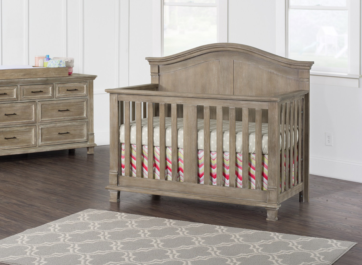 2 piece nursery furniture set