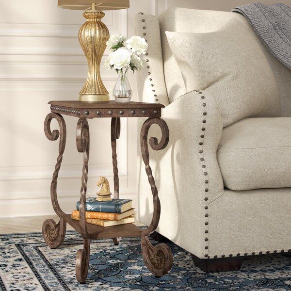 Review Wenner Chairside Table