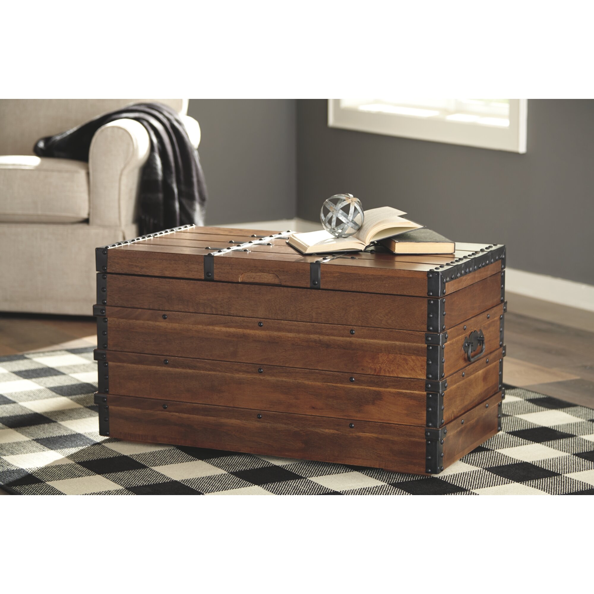 Small Urban Living French Rustic Wooden Storage Box Trunk Chest with Hinged Lid