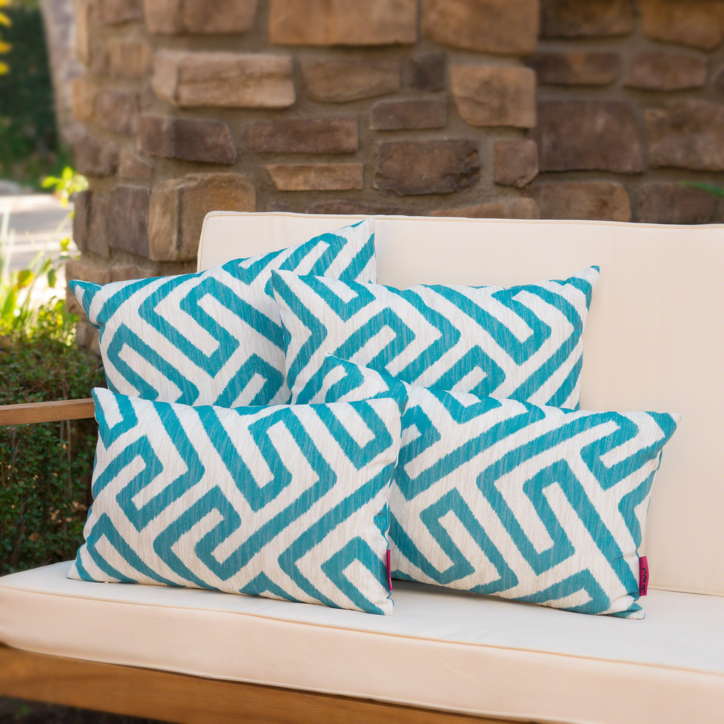outdoor pillow set of 4