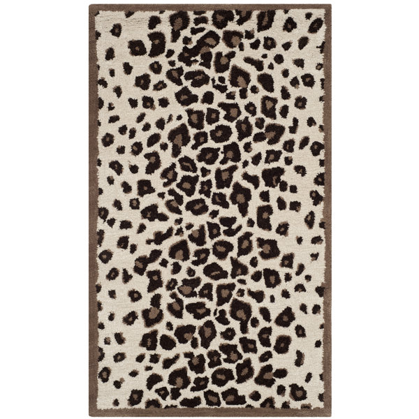 Martha Stewart Sequoia Brown Area Rug by Martha Stewart Rugs