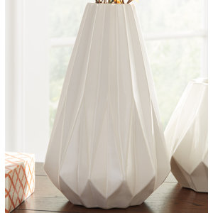 Fresh Cylinder Table Vase