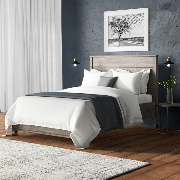 Bedias Platform Bed by Greyleigh