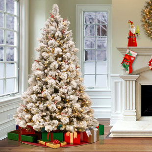 Snowy Bedford 75 Frosted Green Pine Artificial Christmas Tree With 700 Clear Lights Snowy Bedford 75 Frosted Green Pine Artificial Christmas Tree With 700 Clear Lights