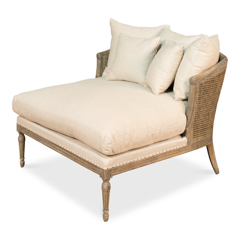 Linn Lounge Chair