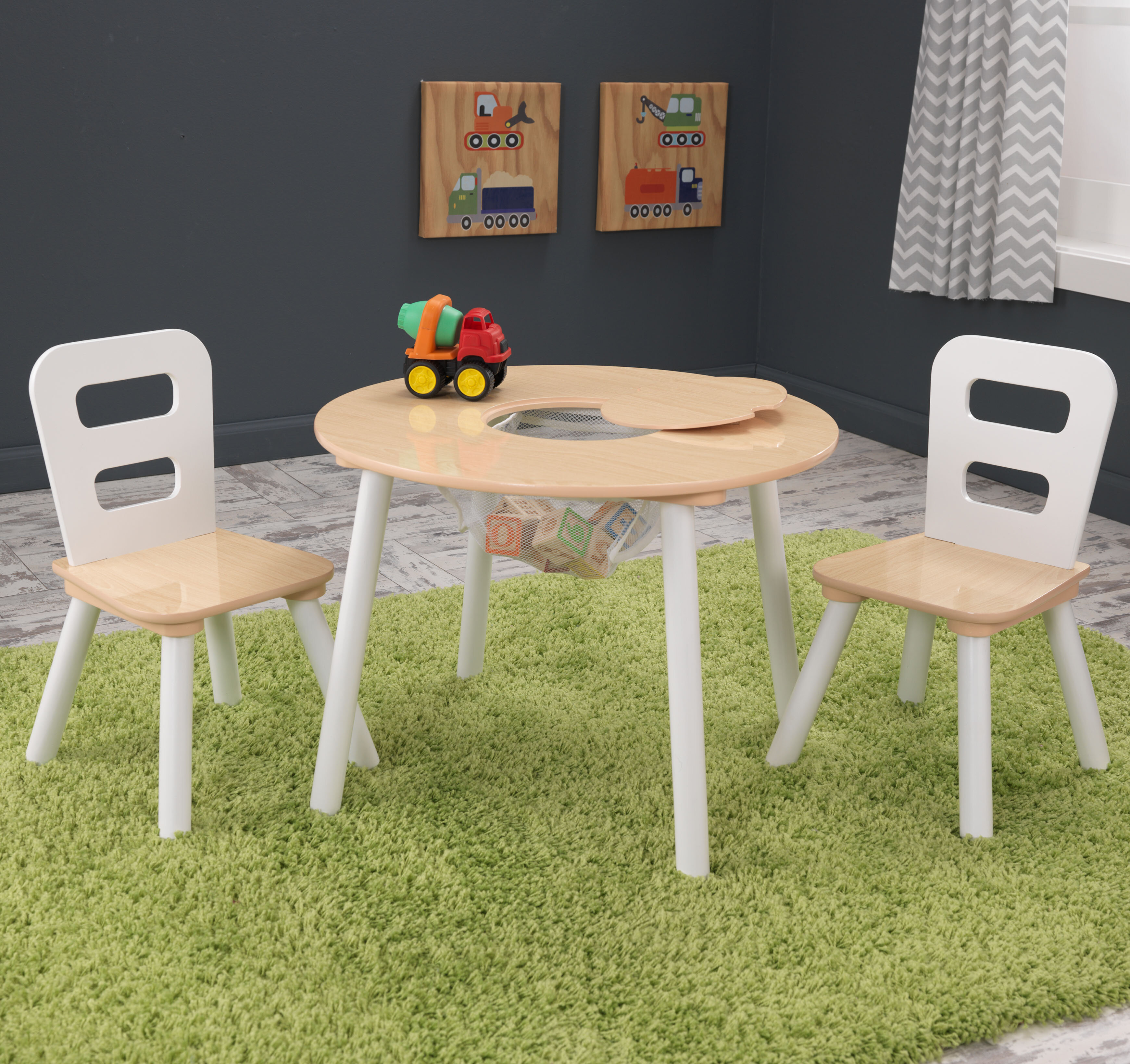 kidkraft round table and 2 chair set