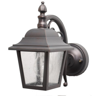 Best Flannigan 1-Light Outdoor Wall Lantern By Charlton Home Outdoor Lighting Flannigan 1-Light Outdoor Wall Lantern By Charlton Home Outdoor Lighting