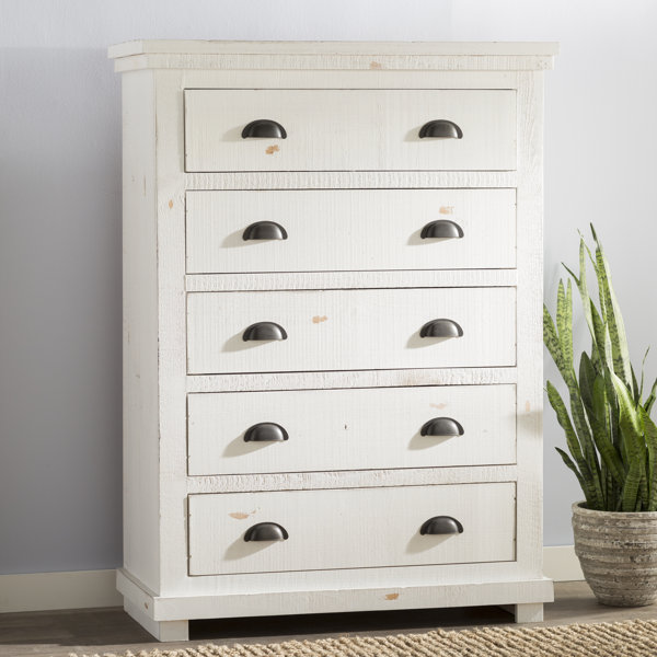 Castagnier 5 Drawer Chest by Lark Manor