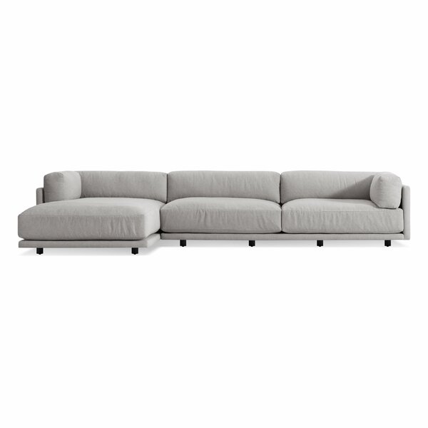 Sunday Sofa With Chaise 150
