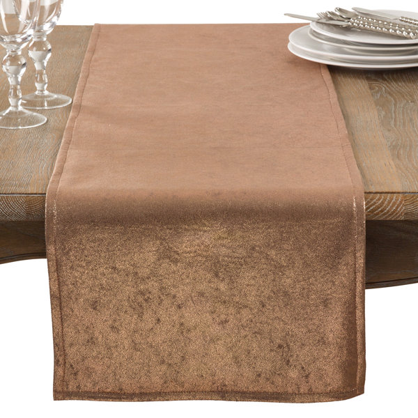 Alejandre Shimmering Evening Dinner Party Event Table Runner by Everly Quinn