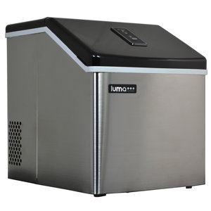 28 lb. Daily Production Freestanding Ice Maker