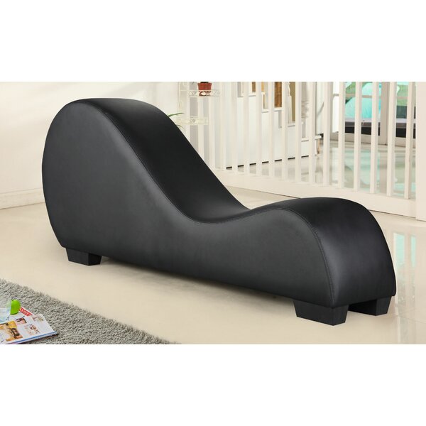 Review Studdard Chaise Lounge