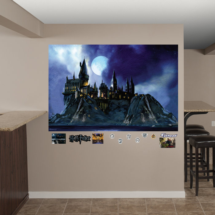 Harry Potter Hogwarts Castle Peel And Stick Wall Decal