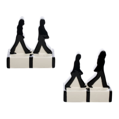 Vandor Llcvandor Llc The Beatles Abbey Road Salt And Pepper Shaker Set Vandor Llc Dailymail