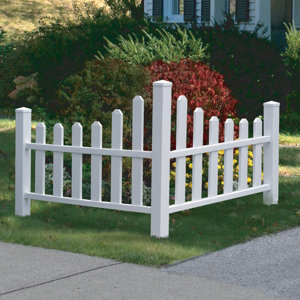 31.6 in. x 48.5 in. Country Corner Picket