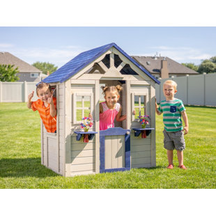 wooden playhouse 5x5
