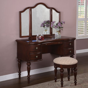 Gonson Vanity Set with Mirror by Alcott Hill