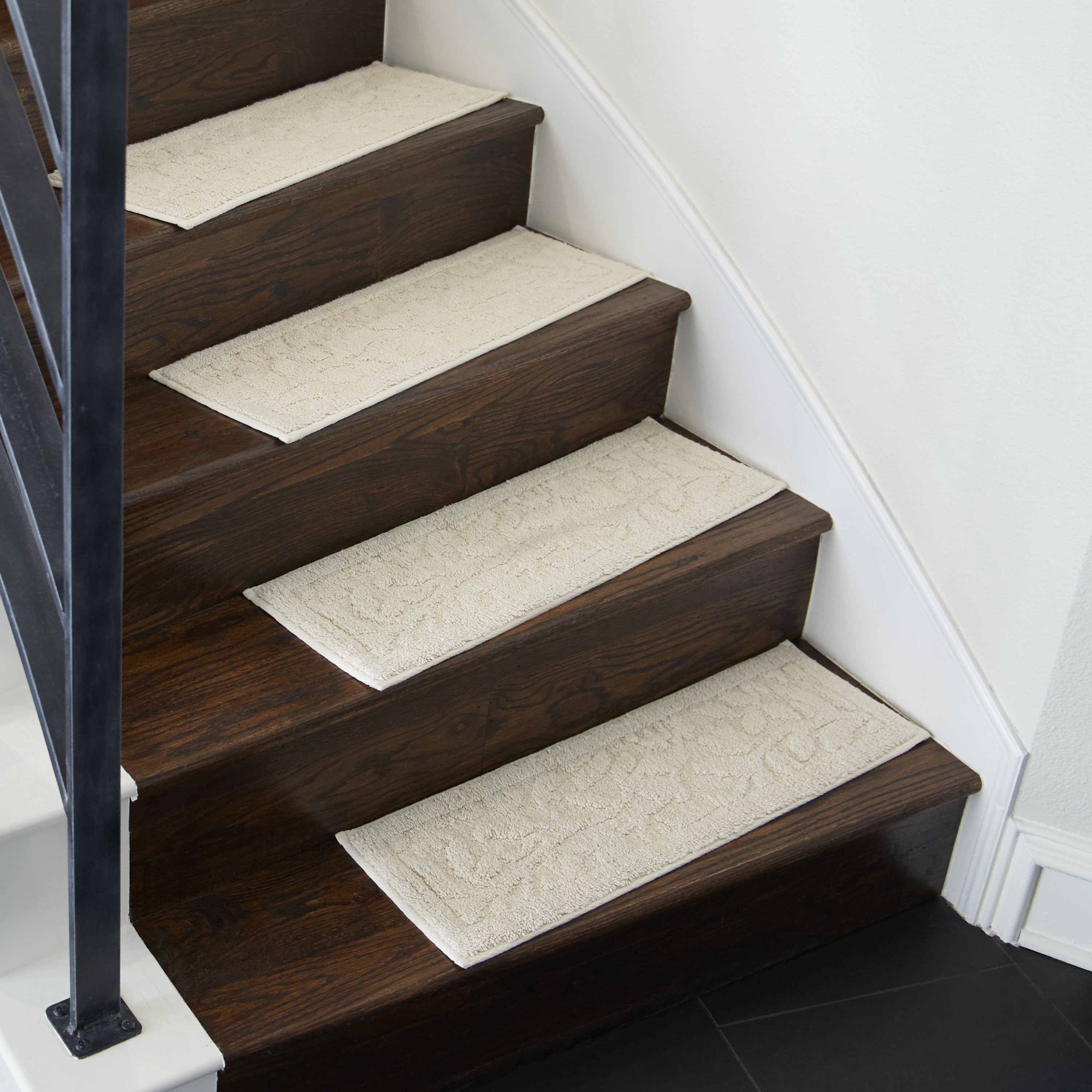 Darby Home Co Jeanette Accent Rug Natural White Stair Tread Darby Home Co Jeanette Accent Rug