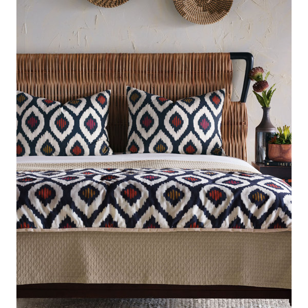 Maya Coverlet Set