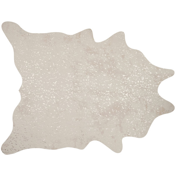 Wynsum Ivory/Champagne Area Rug by Trent Austin Design