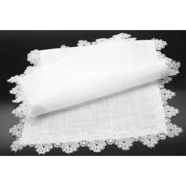 Victorian Table Runner by Manor Luxe