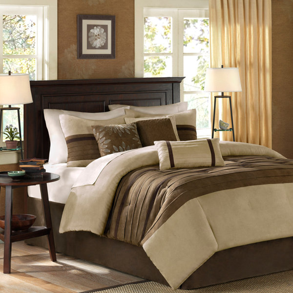 Bottorff Comforter Set by Zipcode Design