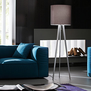 Dreibein 63 Tripod Floor Lamp Holtke Tter