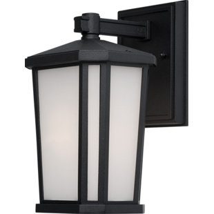 Best Esters 1-Light Outdoor Wall Lantern By Brayden Studio Outdoor Lighting Esters 1-Light Outdoor Wall Lantern By Brayden Studio Outdoor Lighting