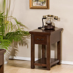 Boonville Chairside Table by Darby Home Co