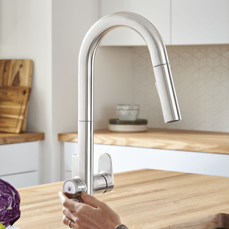 American Standard Beale Pull Down Touch Single Handle Kitchen