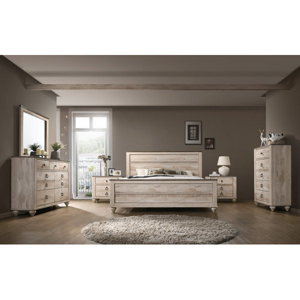 Manzano Panel 4 Piece Bedroom Set by Gracie Oaks