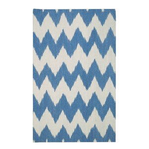 Insignia Grecian Blue/Cream Area Rug